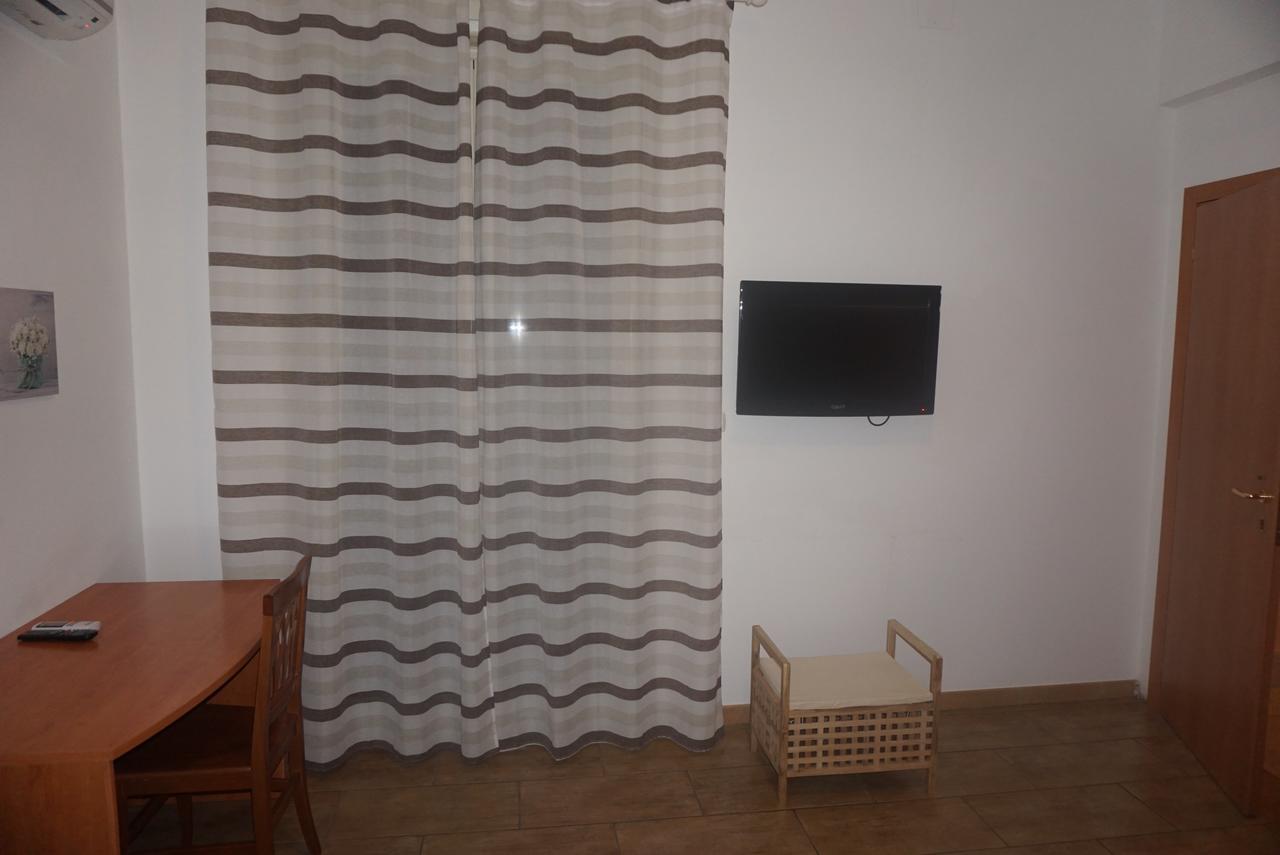 Souvenir Hotel *